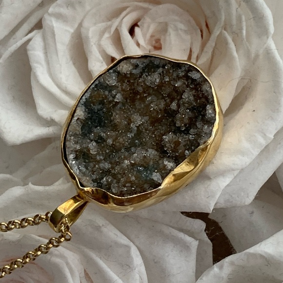 Definition Studio Rock Necklace - Picture 8 of 15